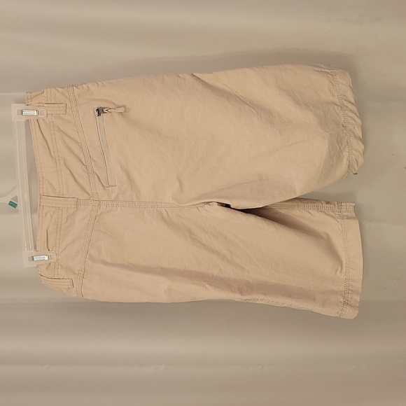 Men's shorts. - Picture 2 of 4